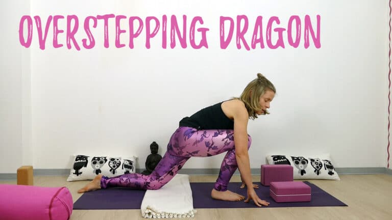 Yin Yoga Drache: Overstepping Drache