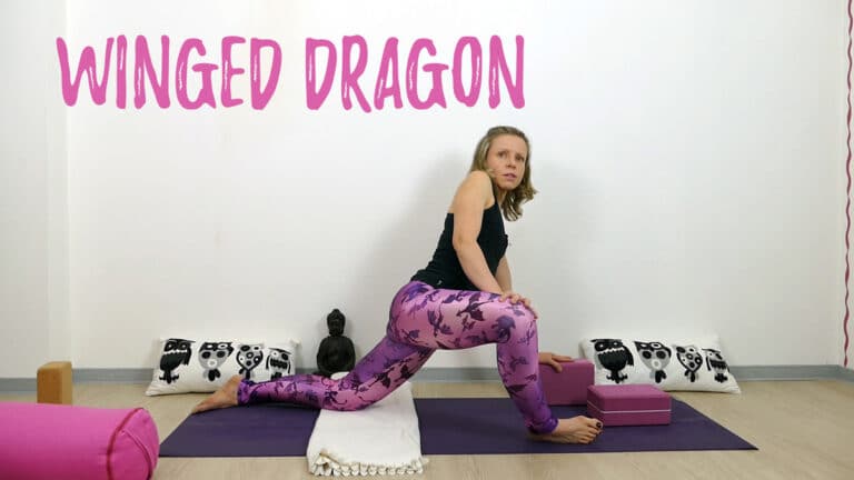 Yin Yoga Drache: geflügelter Drache